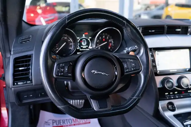 Jaguar F-Type view 8