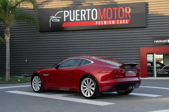 Jaguar F-Type view 4