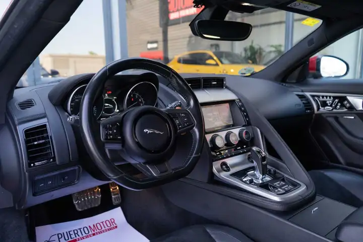 Jaguar F-Type COUPÉ 3.0 V6 2016, foto 13