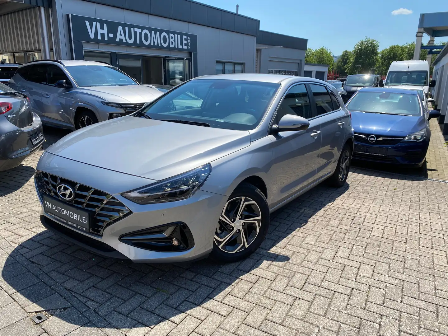 Hyundai i30 16"Alu*LED HSW&Appl&Android+R.KAMERA&PDCvo&hi+Sihz Silber - 2