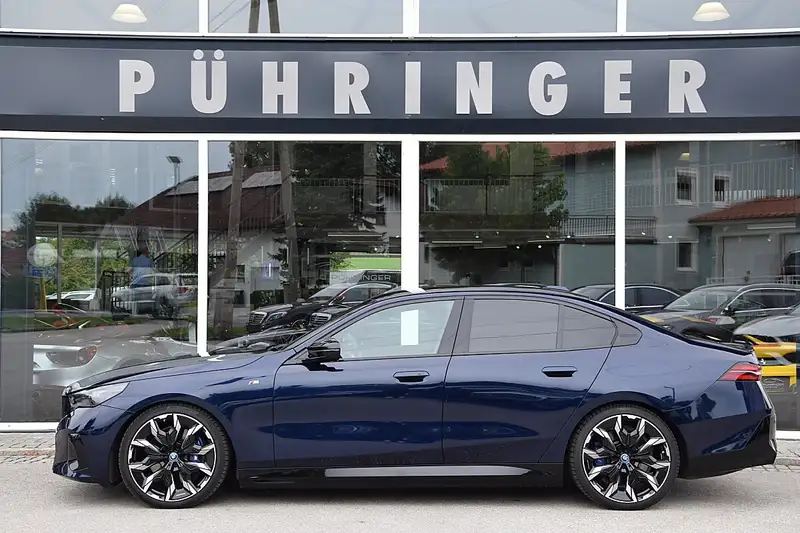 BMW I5