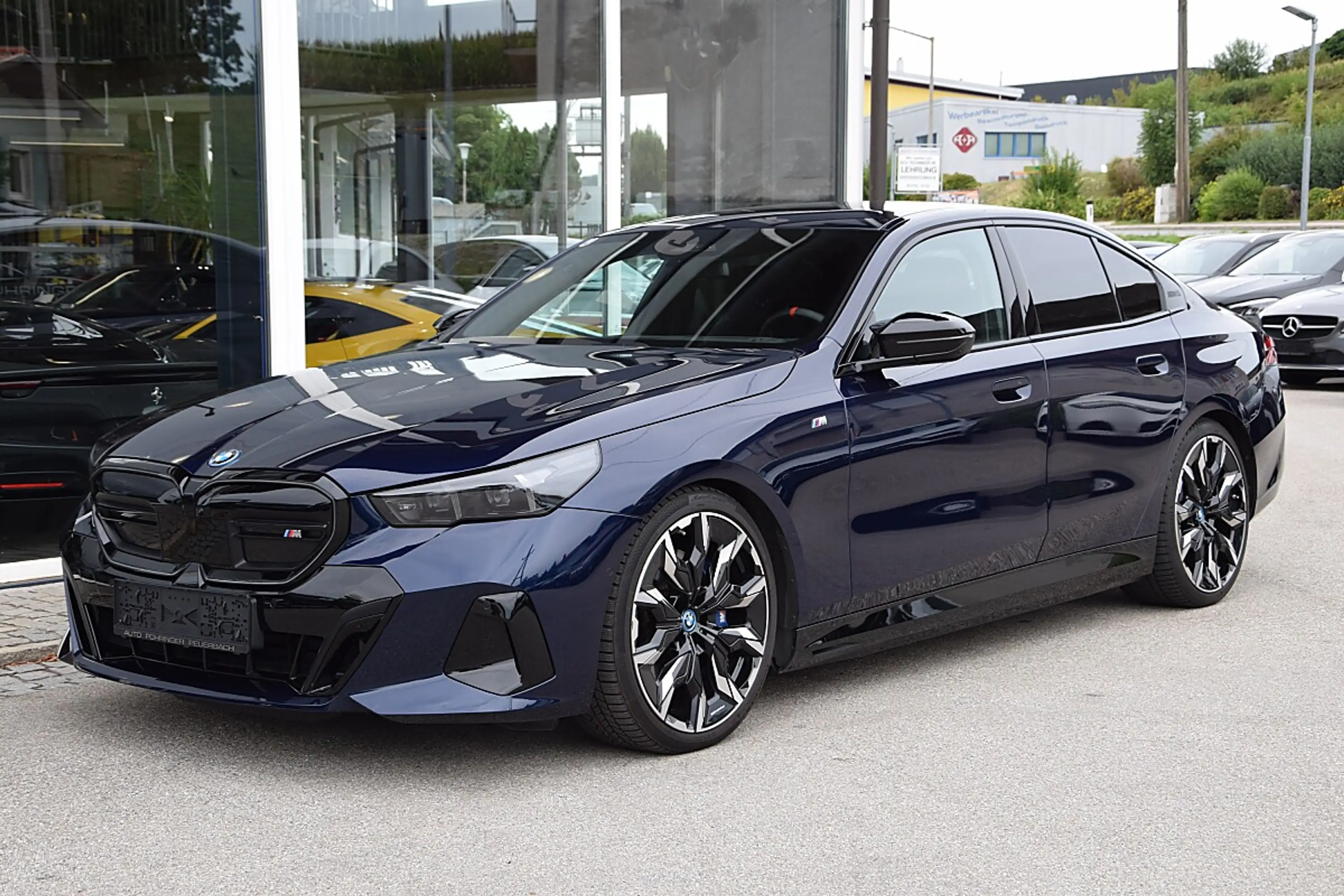 BMW i5 Lim. M60 xDrive *M-Sportpaket* — photo 2