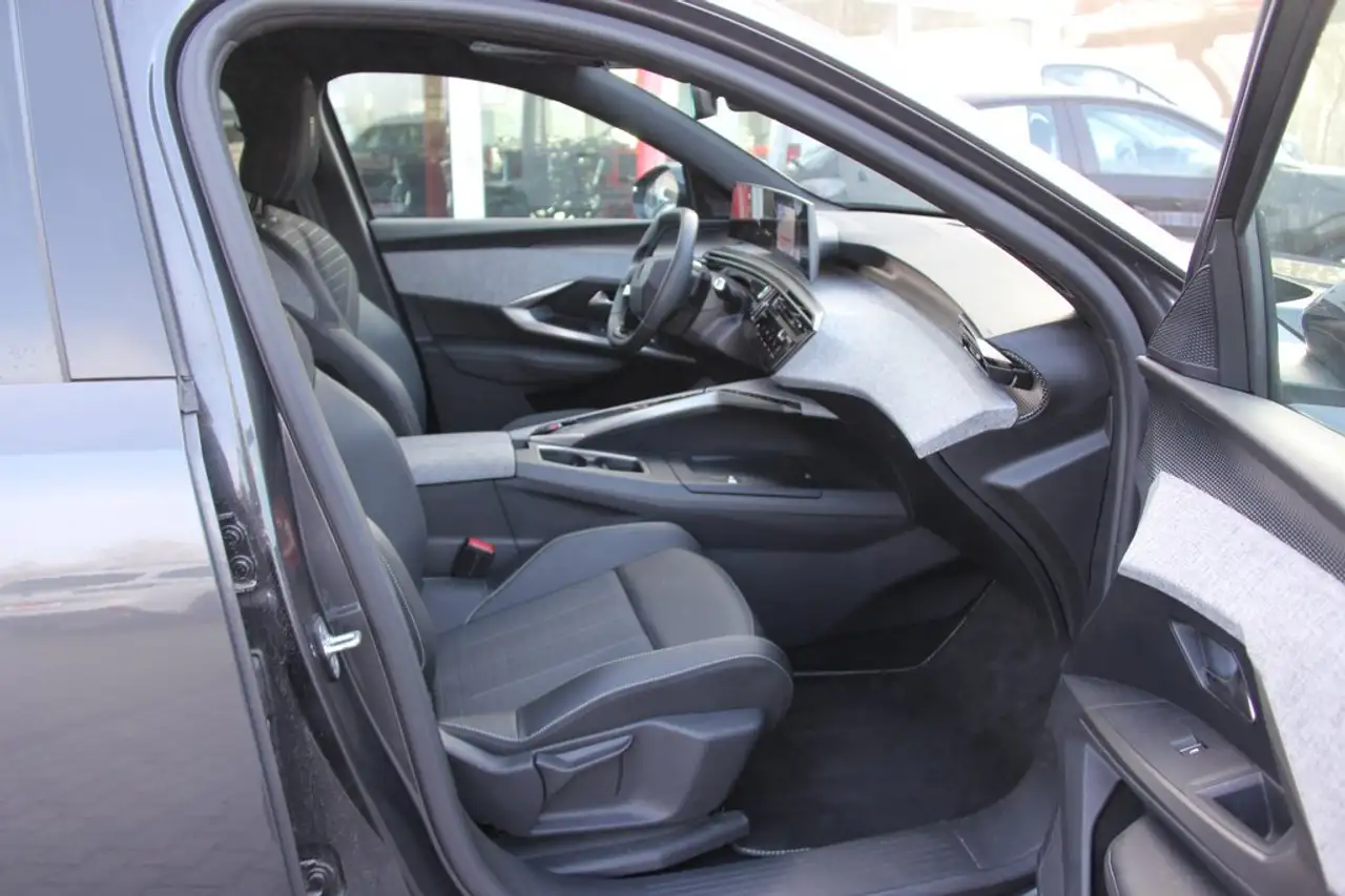 Peugeot 5008 145PS GT FULL-LED 7Si Sitzh 19Z AHKVorbereitung 11