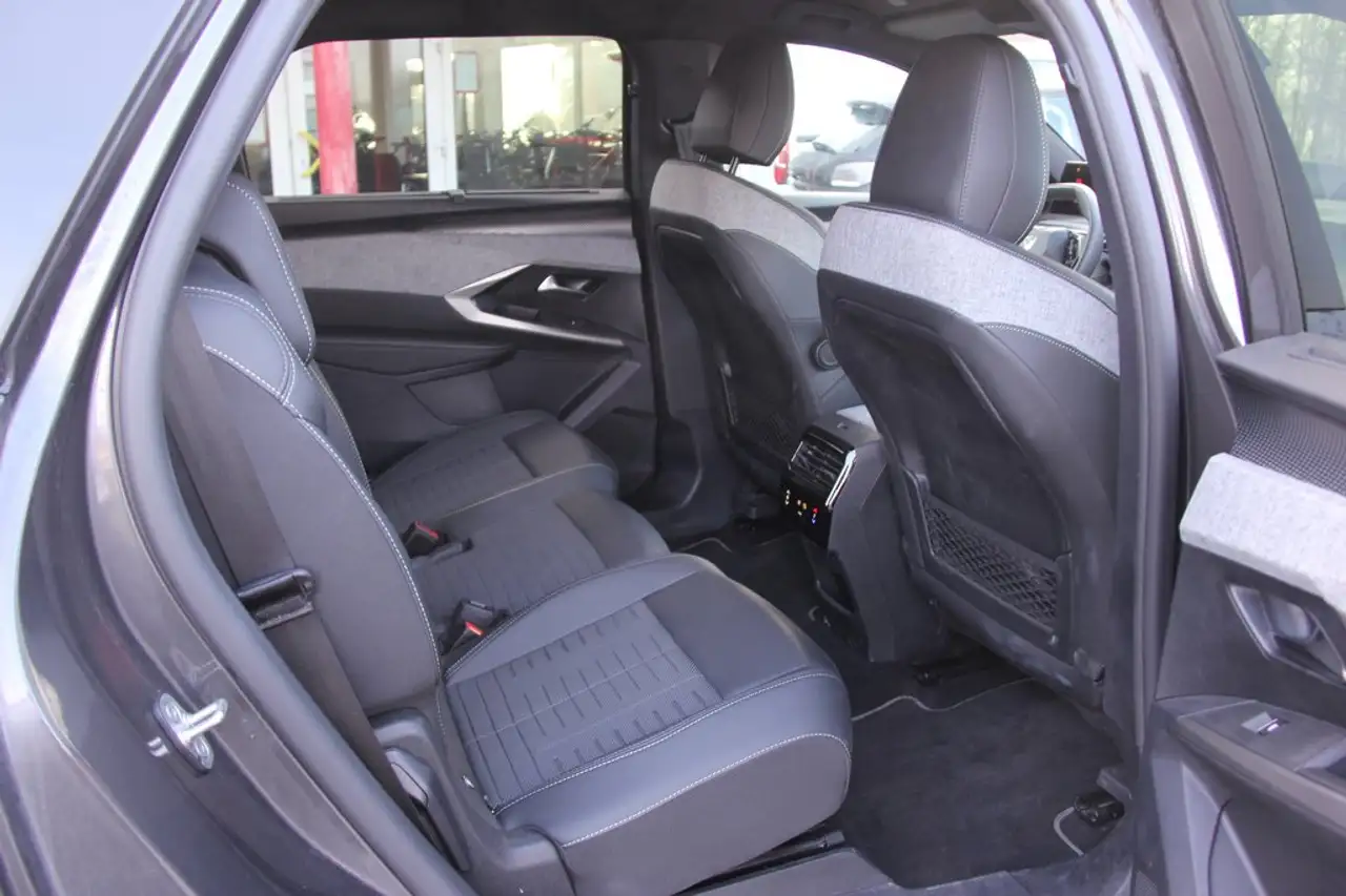 Peugeot 5008 145PS GT FULL-LED 7Si Sitzh 19Z AHKVorbereitung 23