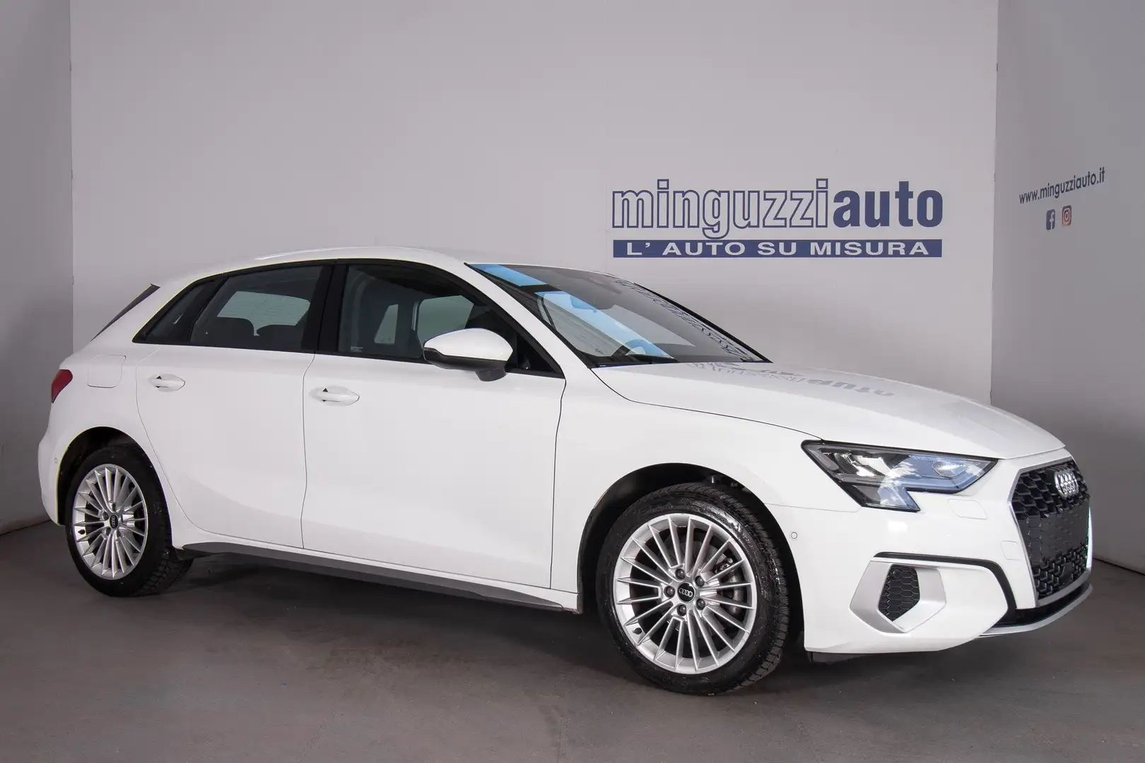 Audi A3 Sportback 35 1.5 tfsi Bianco - 1