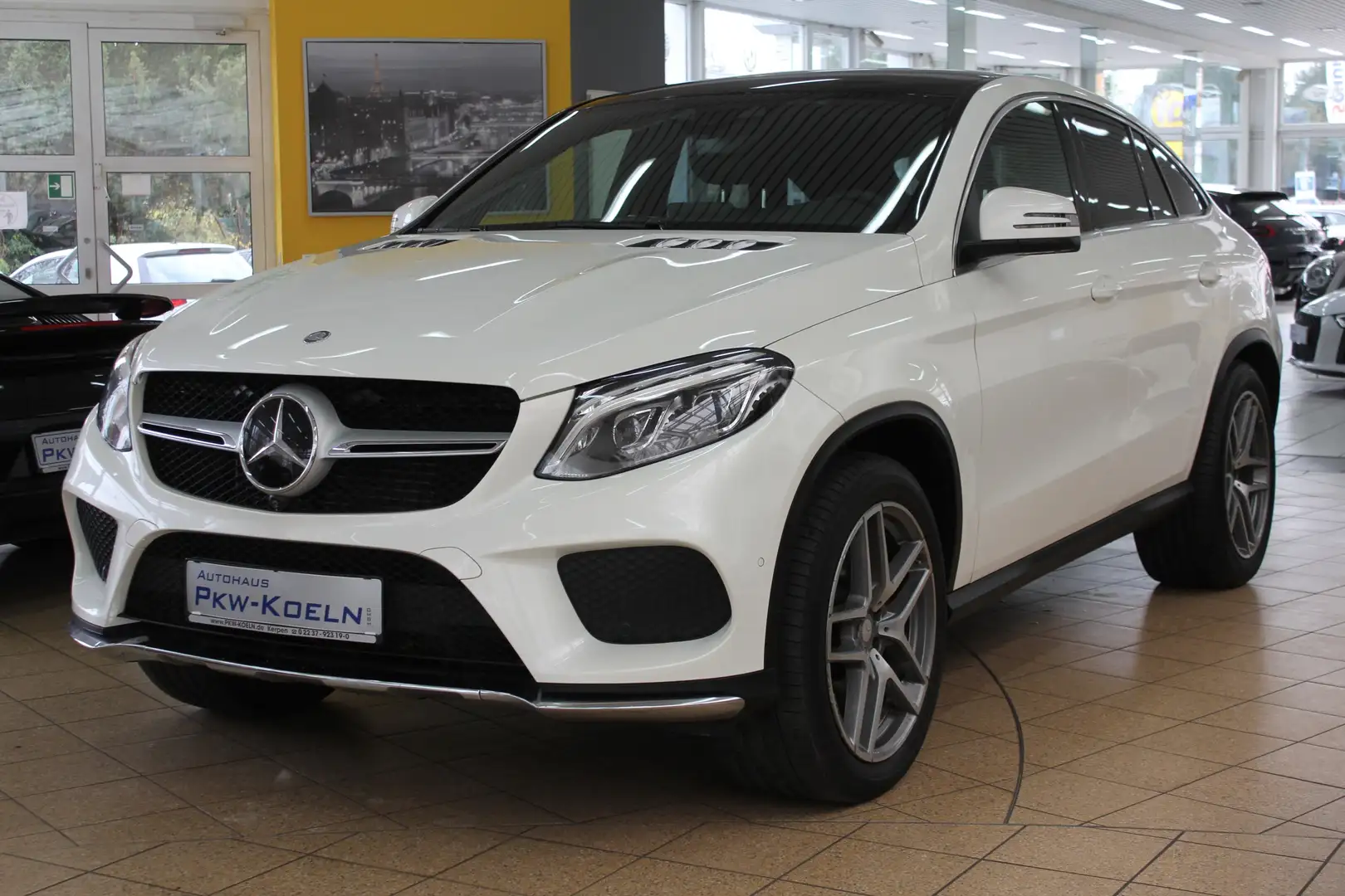 Mercedes-Benz GLE 350 d 4M AMG-LiNE*PANO*AiRMATiC*LED*360°MEMO Blanc - 1