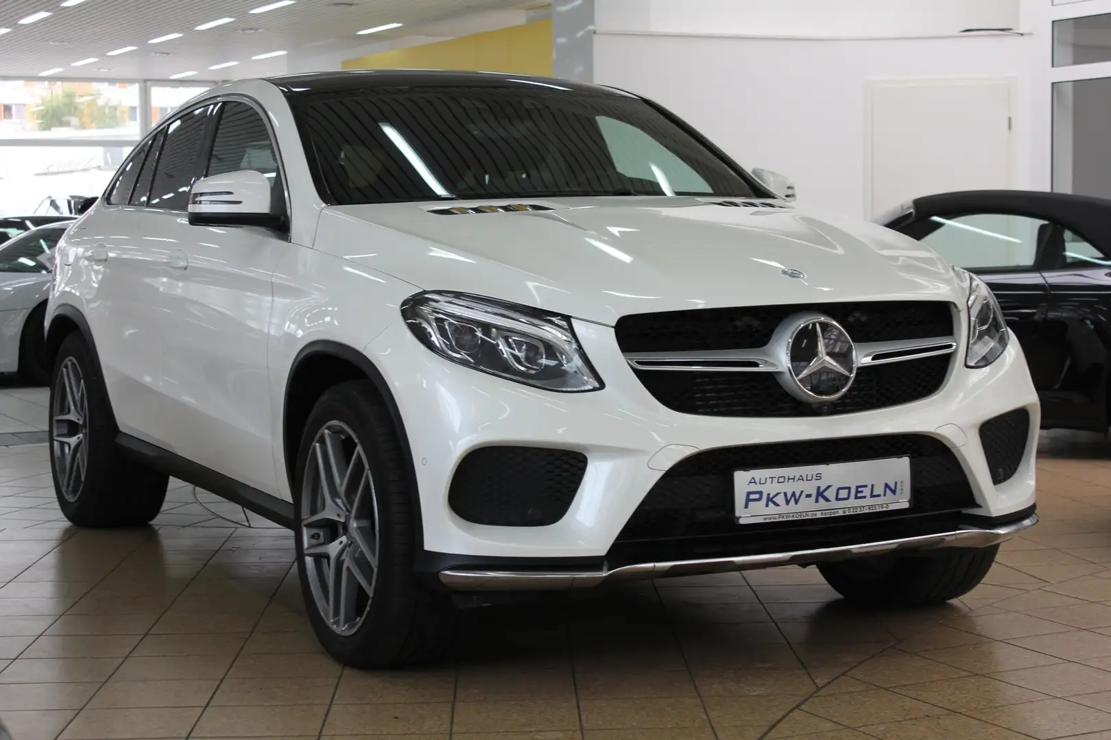 Mercedes-Benz GLE 350 d 4M AMG-LiNE*PANO*AiRMATiC*LED*360°MEMO Blanc - 2