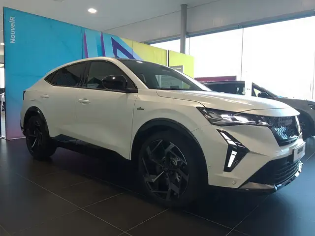 Renault Rafale Atelier Alpine E-Tech 4x4 plug-in hybrid 300 hp