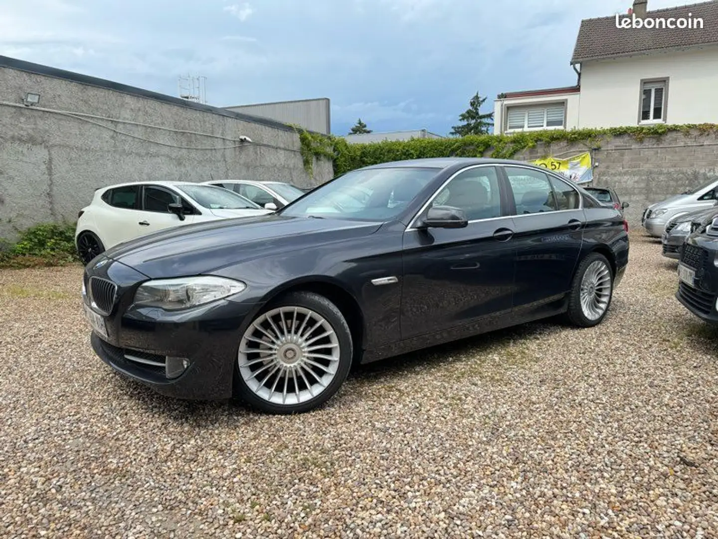 BMW 520 520da 190 ch EXÉCUTIVE BVA8 02-14 Grey - 1