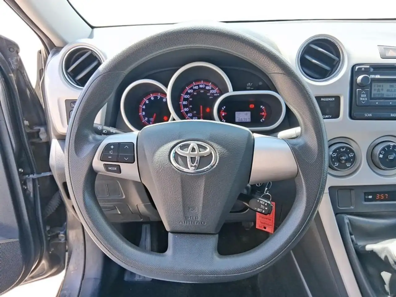 Toyota Matrix снимка Toyota Matrix