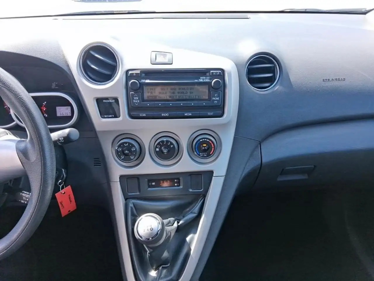 Toyota Matrix снимка Toyota Matrix