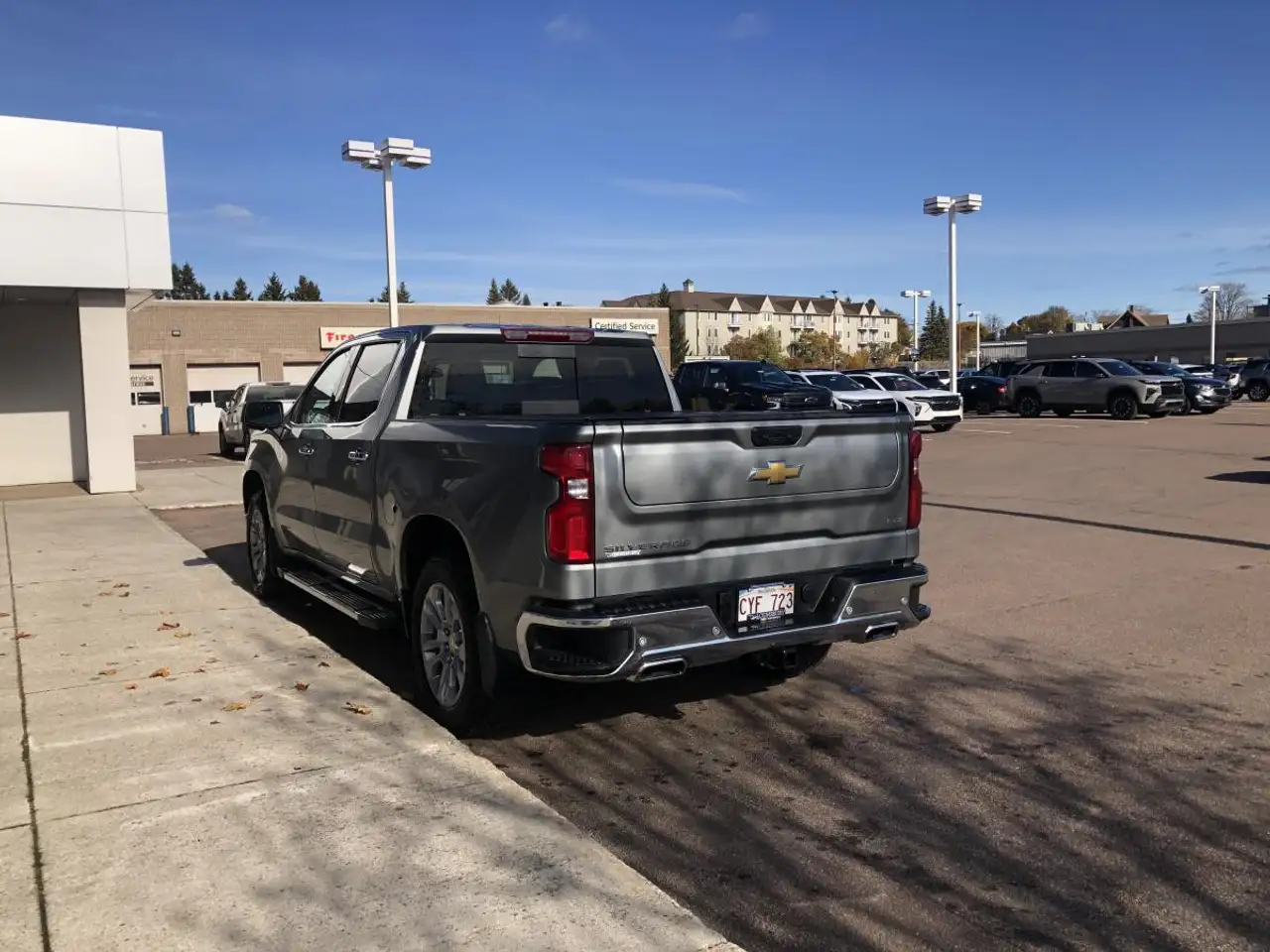 Chevrolet Silverado 1500 снимка Chevrolet Silverado 1500
