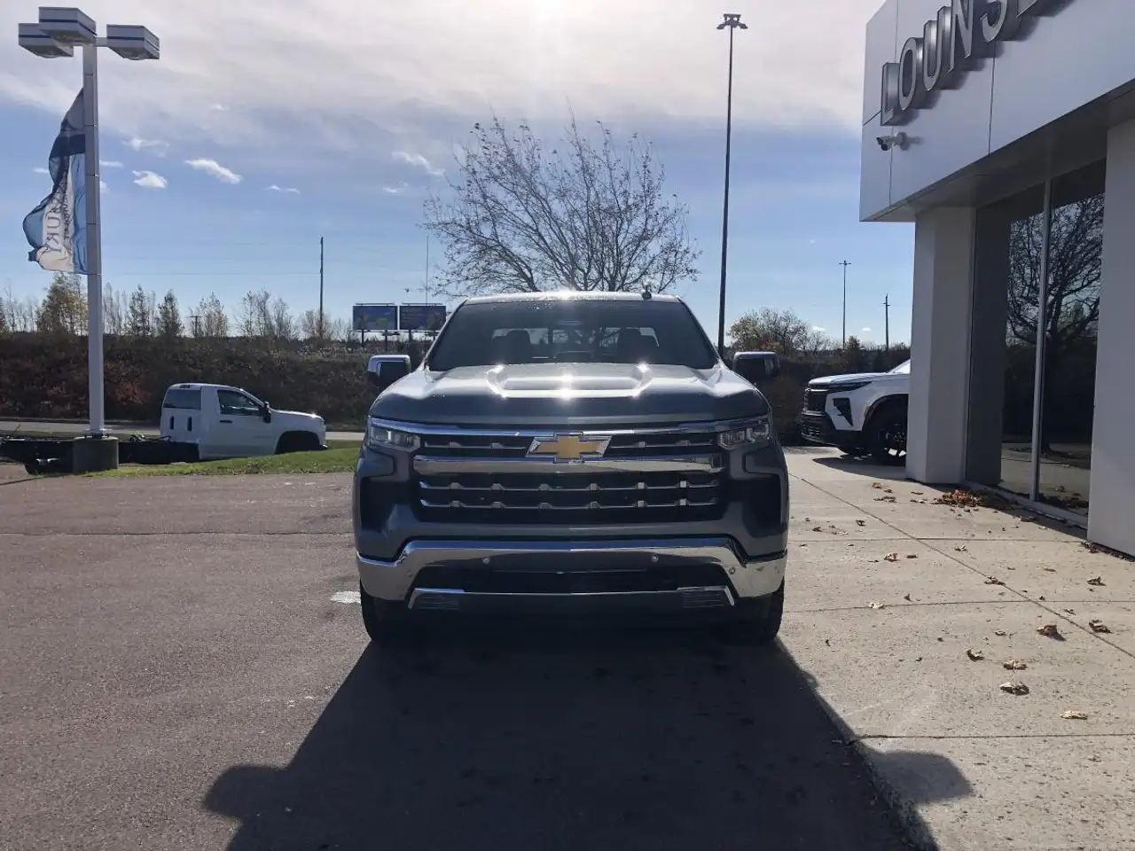 Chevrolet Silverado 1500 снимка Chevrolet Silverado 1500
