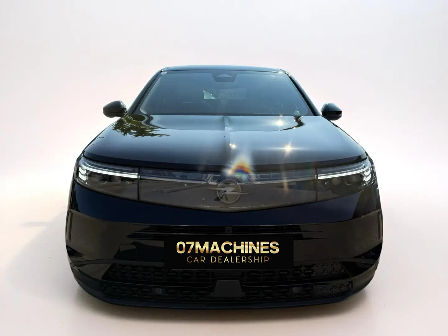 Opel Grandland 1.2 48V Mild-Hybrid 100 kW GS Schwarz - 2