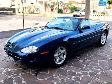 XK8 Convertible 4.0