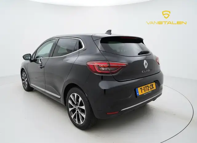 Renault Clio view 6