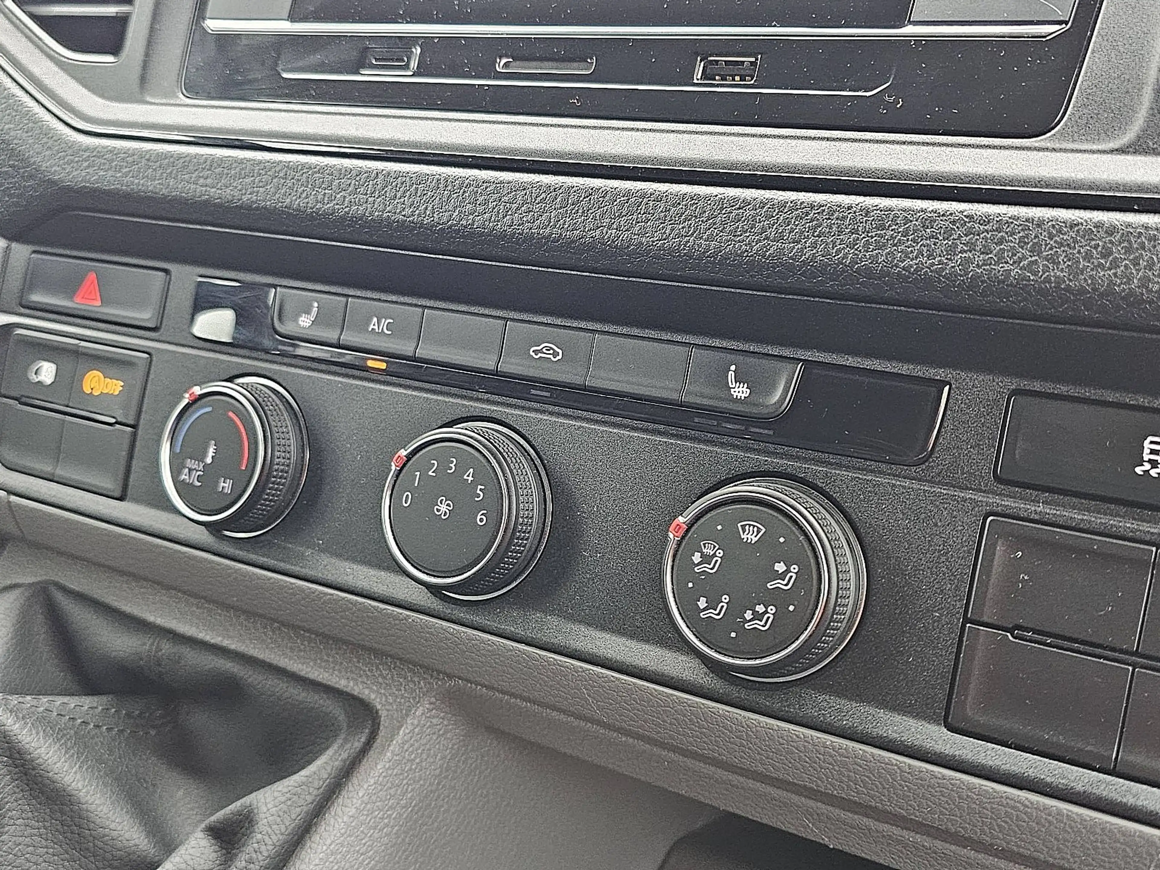 Volkswagen Crafter 35 2.0 L3H3 Carplay Airco — photo 10