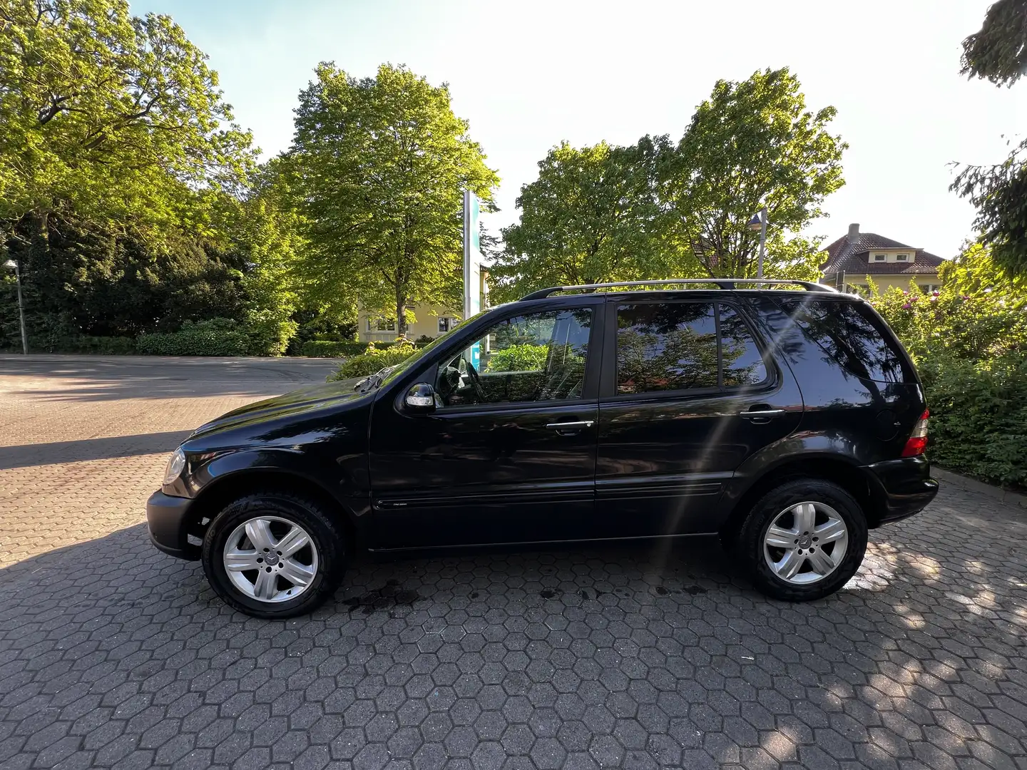 Mercedes-Benz ML 270 ML 270 CDI Final Edition (163.113) Чёрный - 2