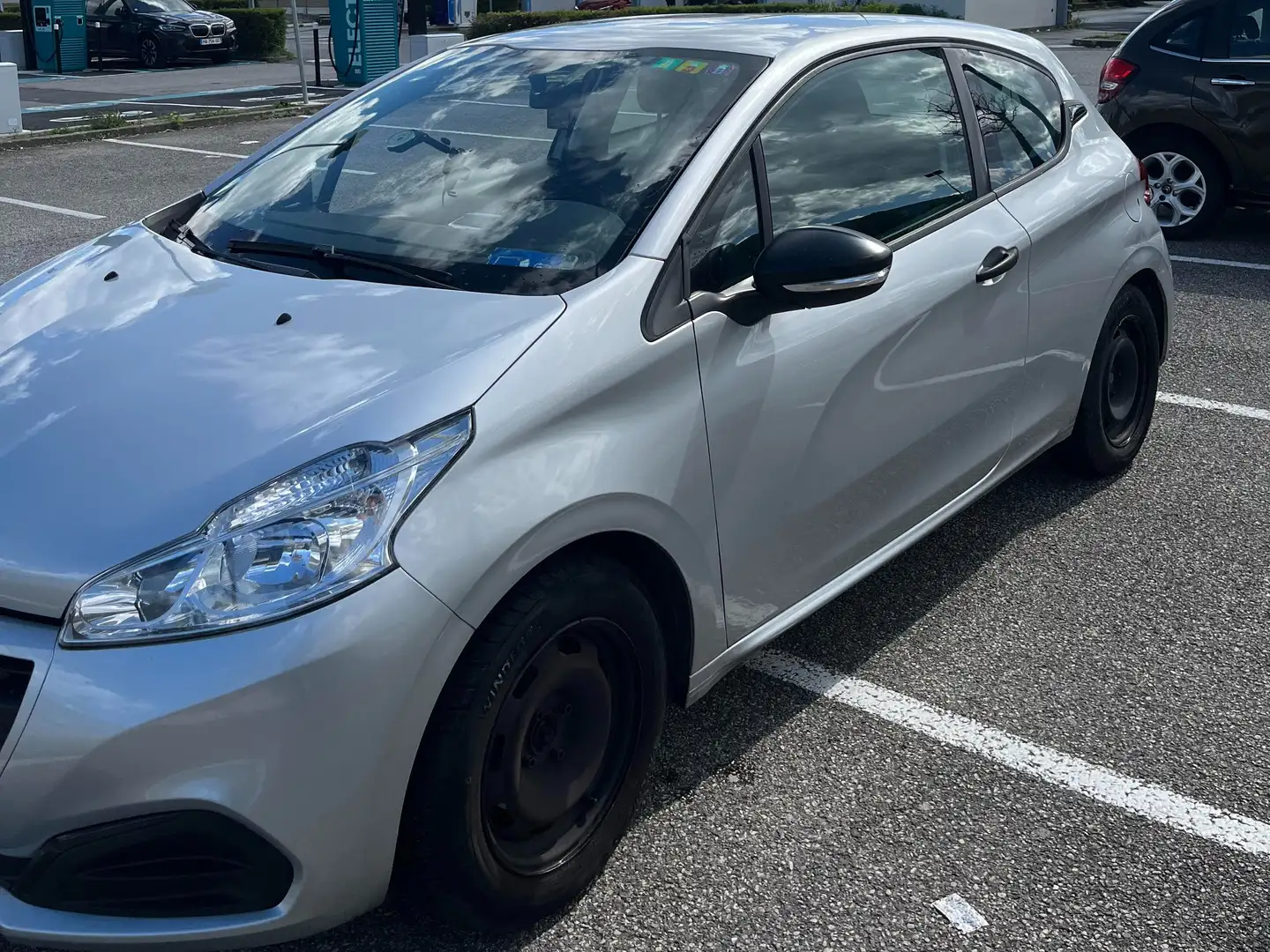 Peugeot 208 208 1.6 BlueHDi 75ch BVM5 Active Gris - 1