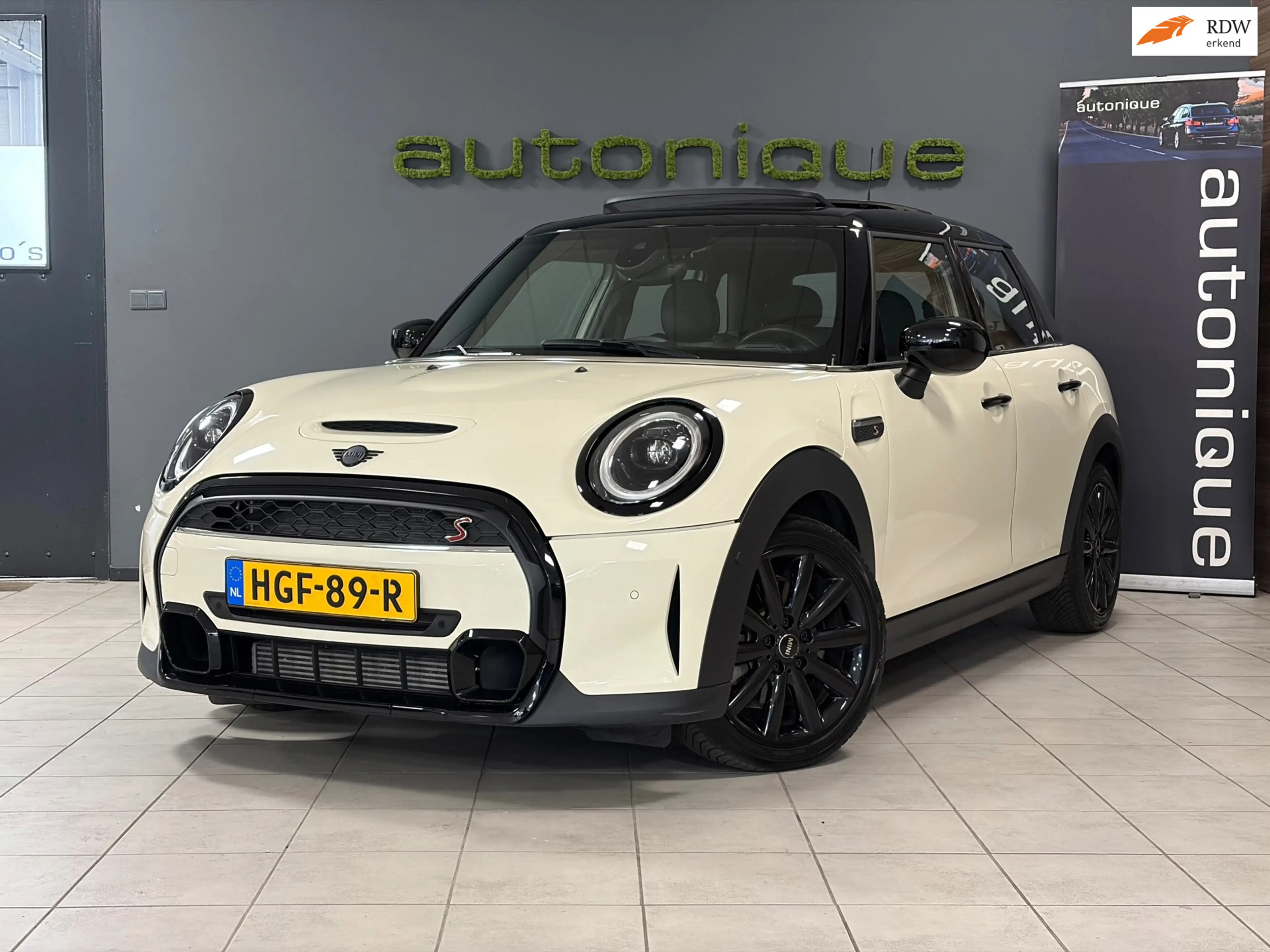 MINI Cooper S Mini 2.0 |Panodak|ACC|Camera|Digital Dash|Flippers