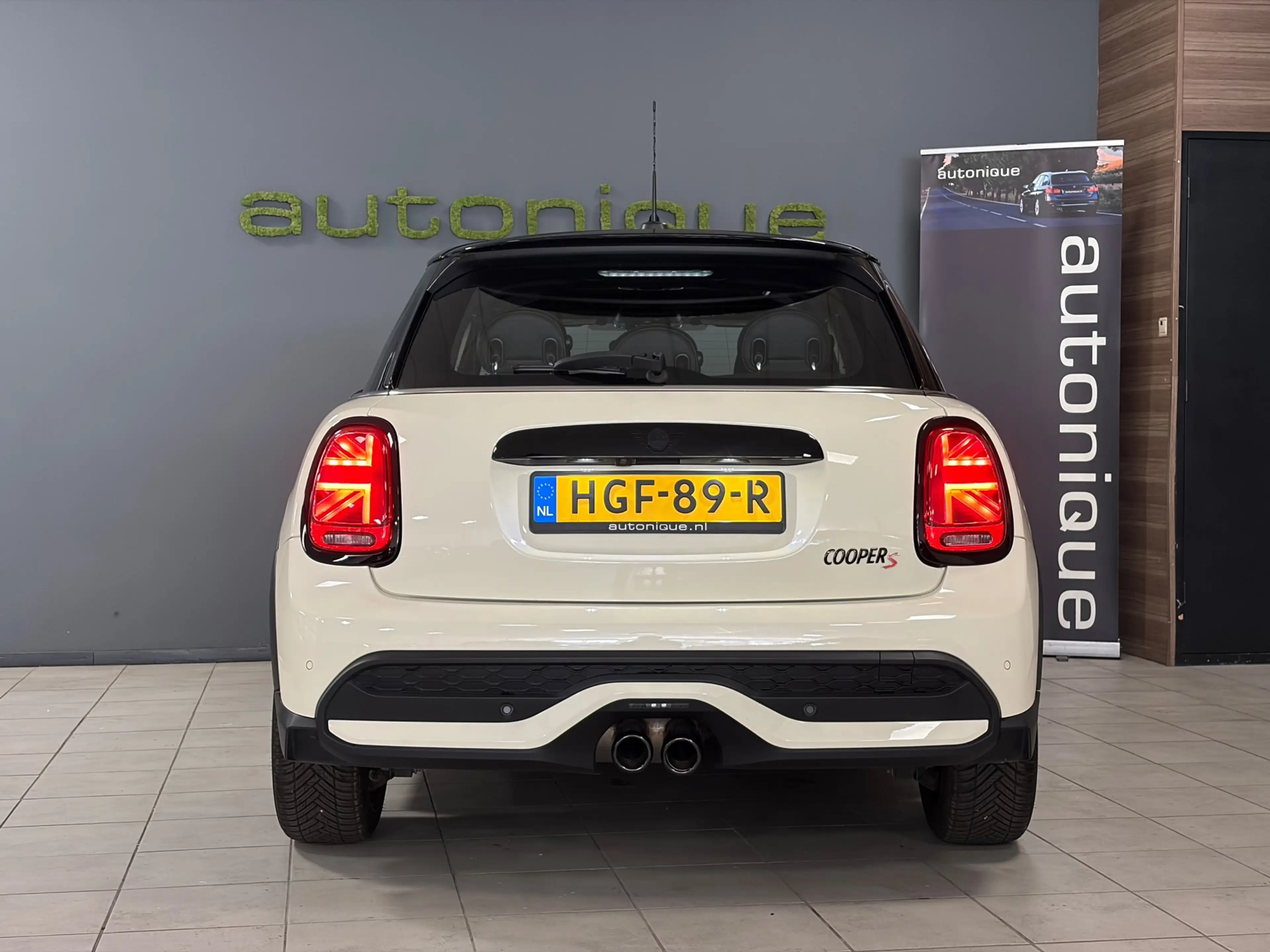 MINI Cooper S Mini 2.0 |Panodak|ACC|Camera|Digital Dash|Flippers — photo 13
