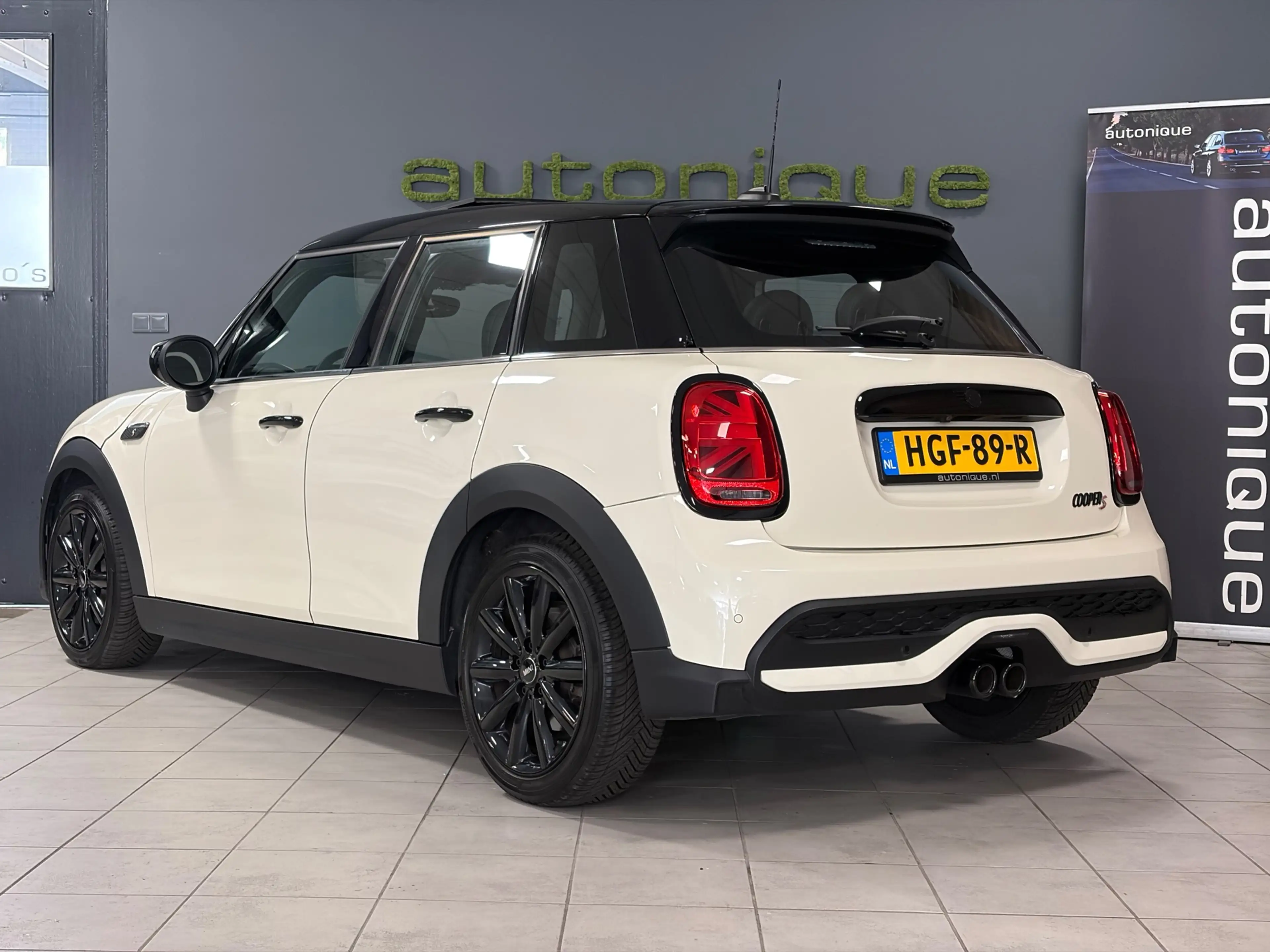 MINI Cooper S Mini 2.0 |Panodak|ACC|Camera|Digital Dash|Flippers — photo 6