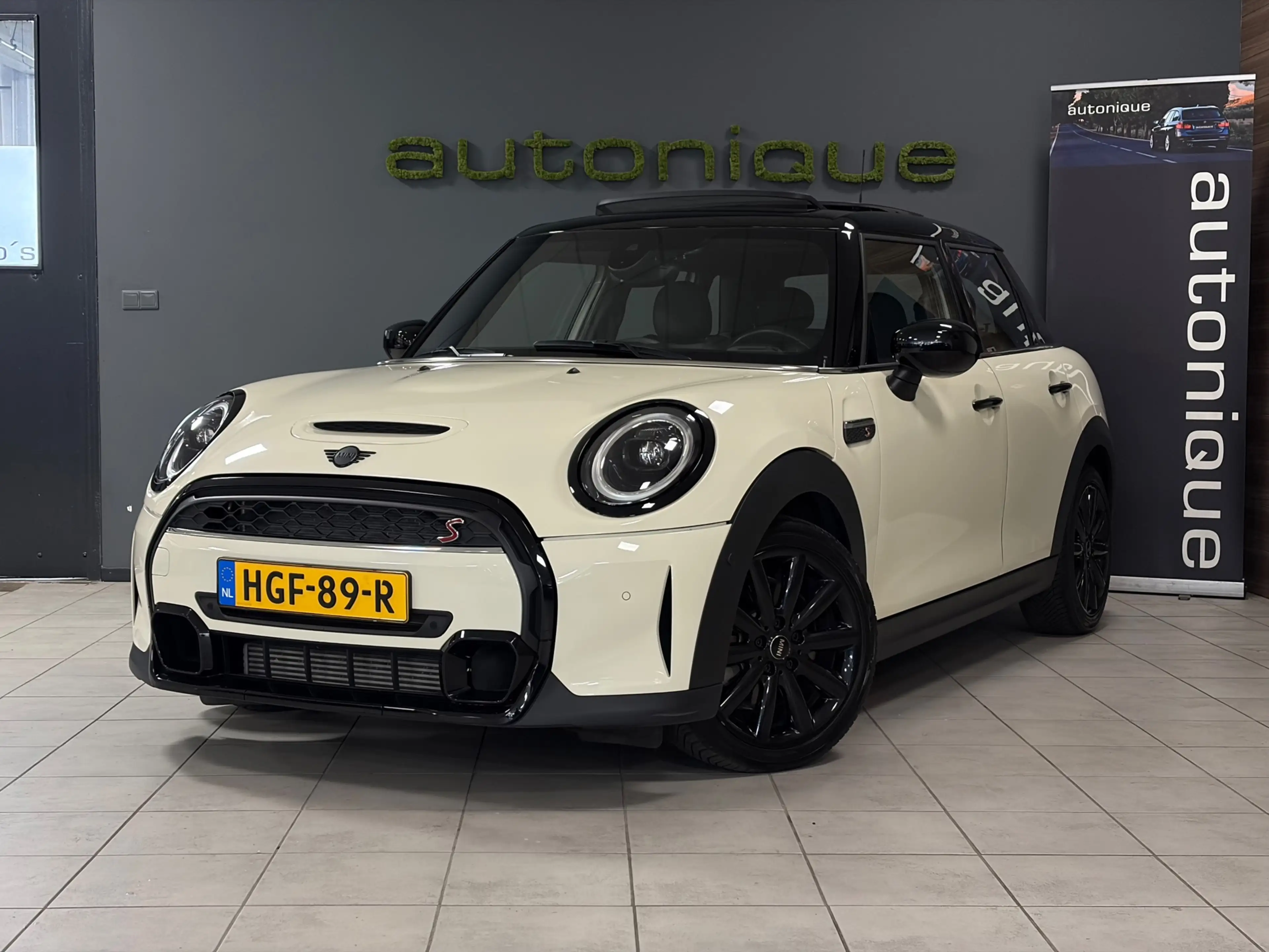 MINI Cooper S Mini 2.0 |Panodak|ACC|Camera|Digital Dash|Flippers — photo 7