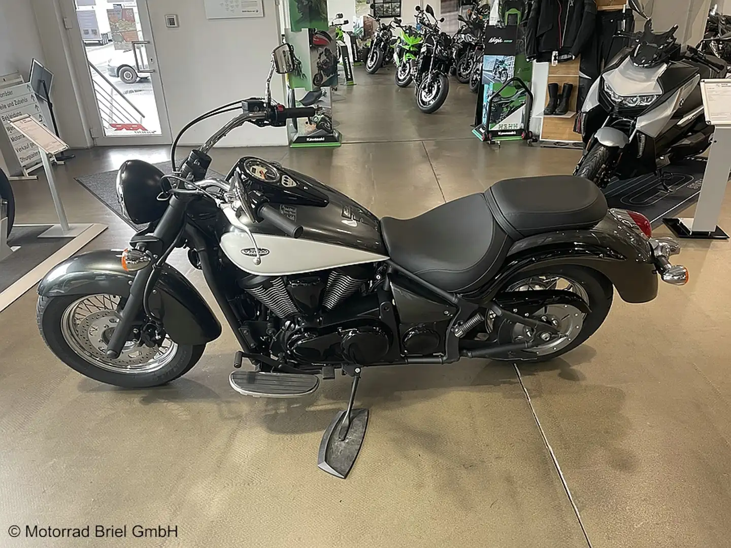 Kawasaki VN 900 - 2