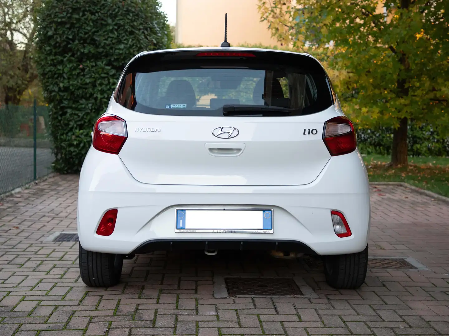 Hyundai i10 i10 1.0 mpi Tech Connect Pack at Bianco - 2