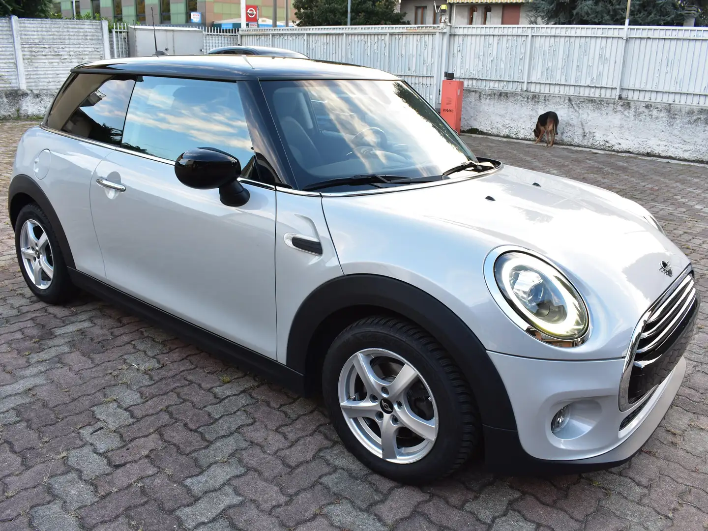 MINI Cooper Aut VisualBoost LuciAmb FullLed KeyGo NEOPATENTATI Wit - 1
