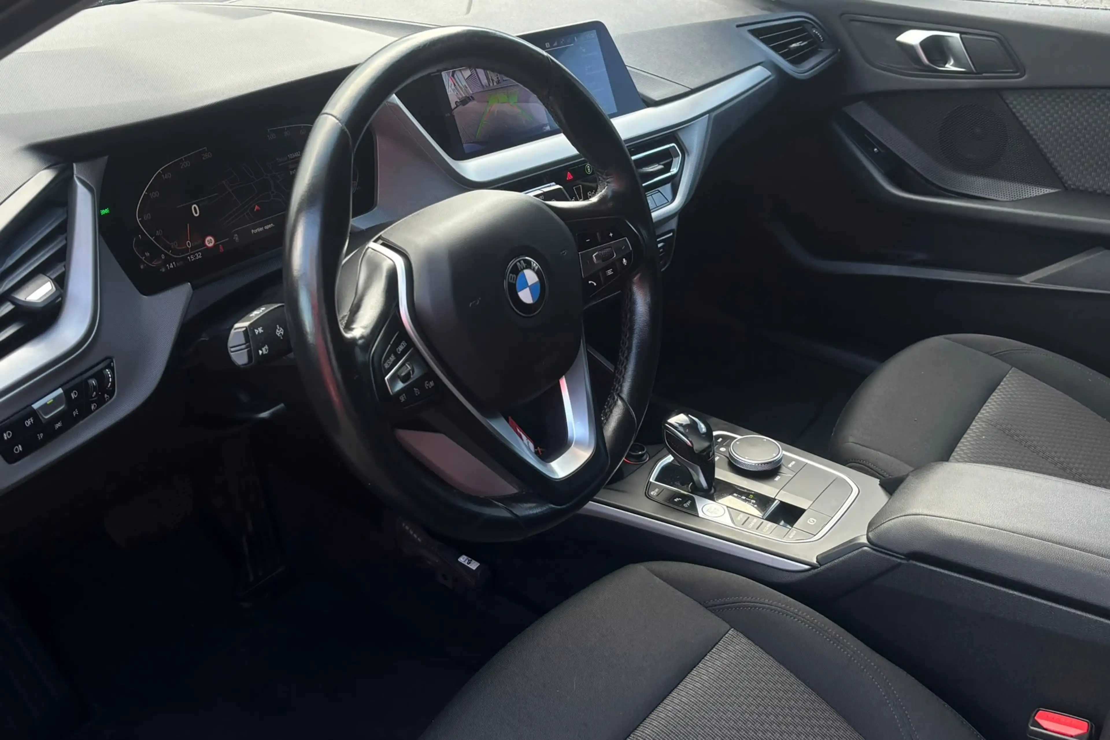 BMW 118 1-serie 118i Executive Edition / Camera / Carplay — photo 12