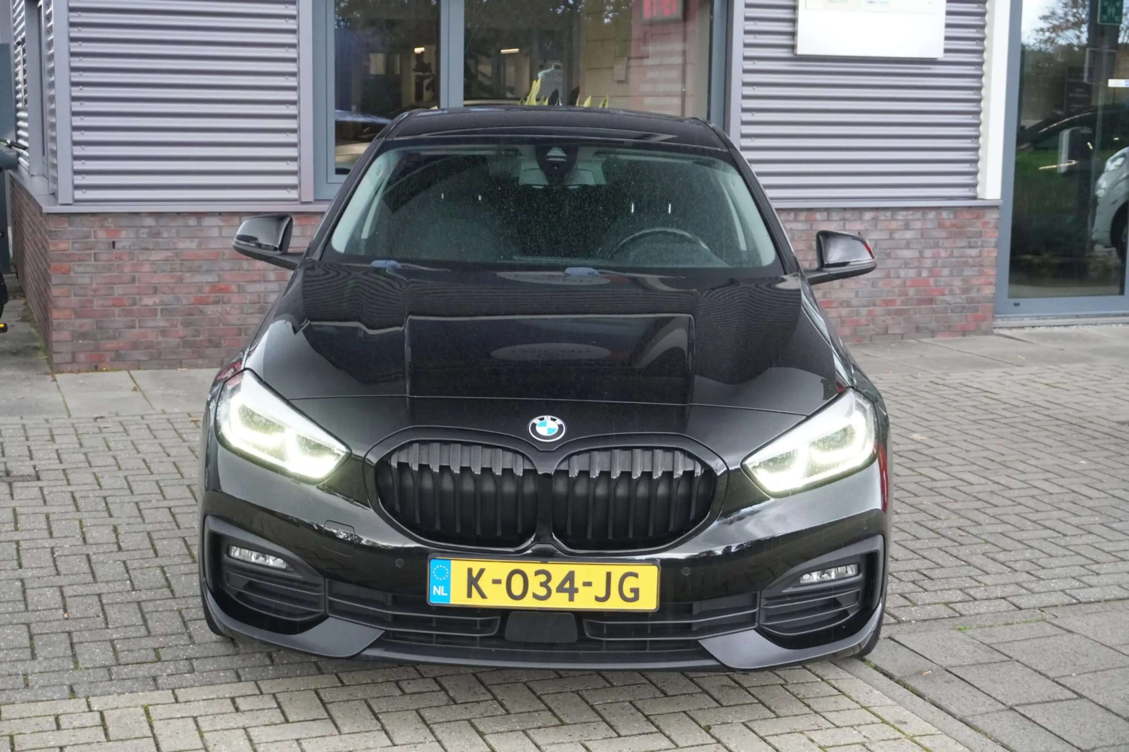 BMW 118 1-serie 118i Executive Edition / Camera / Carplay — photo 11