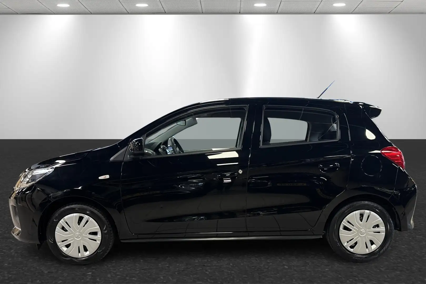 Mitsubishi Space Star 1.0 Cool+ Zwart - 2