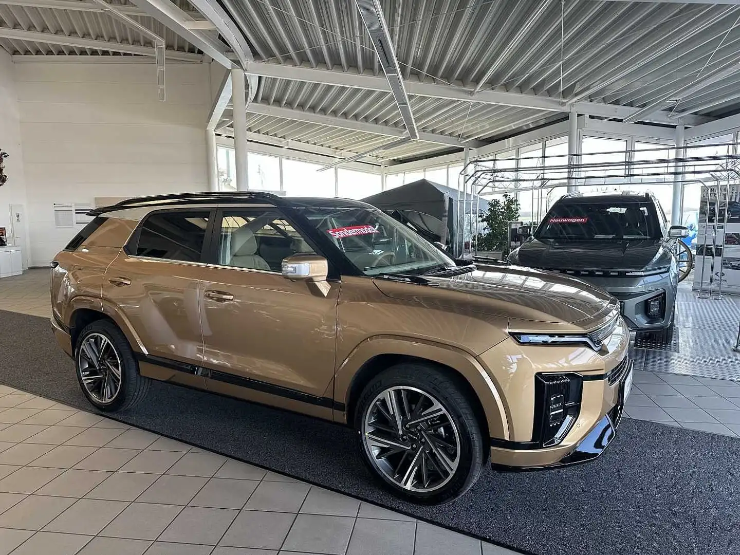 SsangYong Actyon 1.5 DGI 6AT 2WD  LUX 0.5.0 Gold - 2
