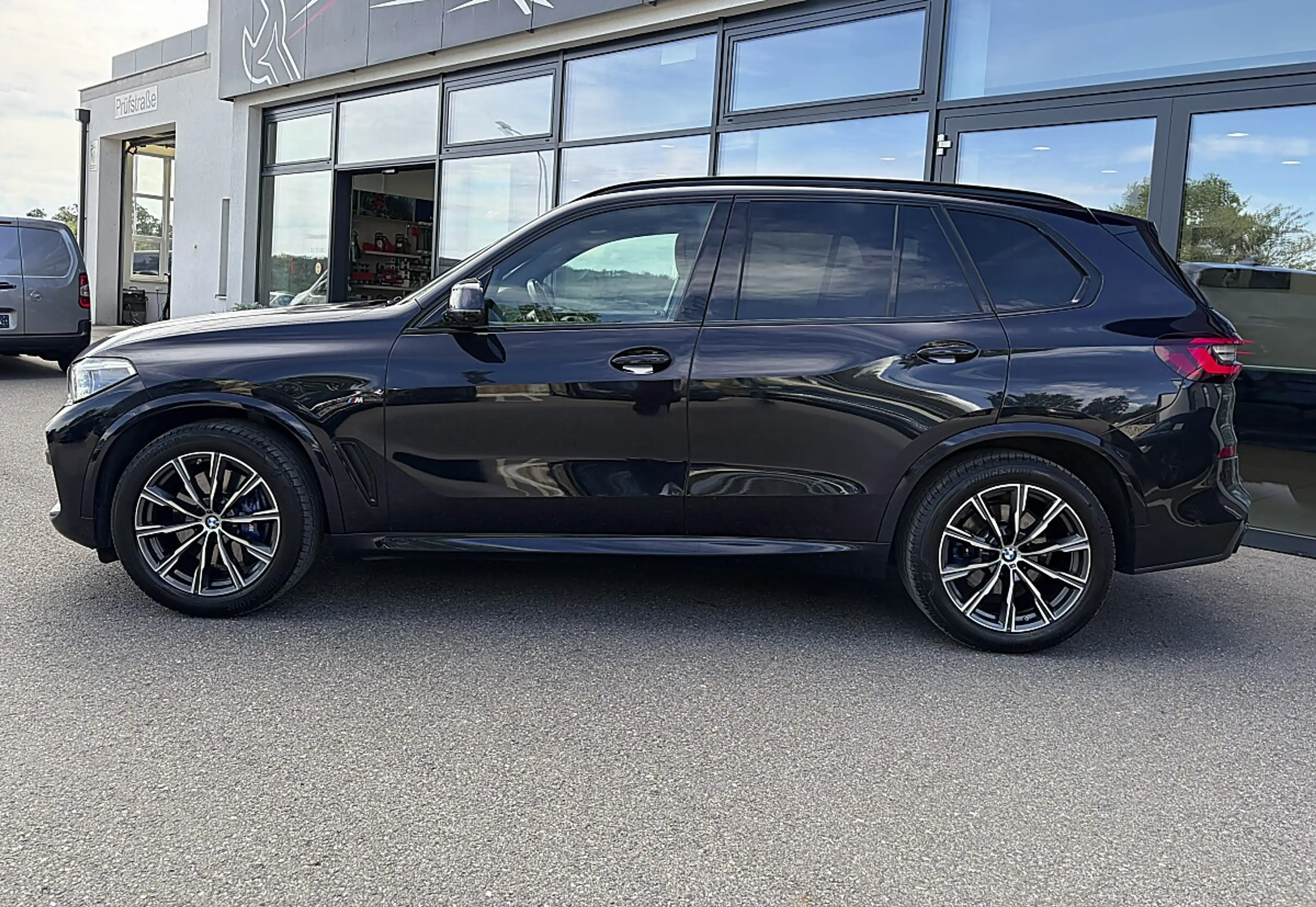 BMW X5 xDrive30d 48V Aut. Luftfahrwerk, Laserlicht, 7 ... — photo 3