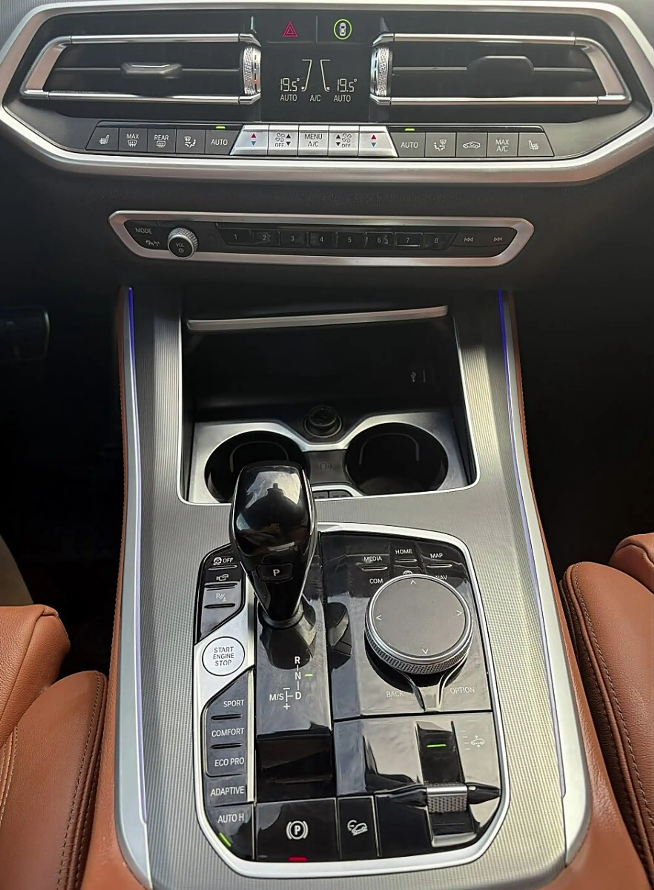 BMW X5 xDrive30d 48V Aut. Luftfahrwerk, Laserlicht, 7 ... — photo 14
