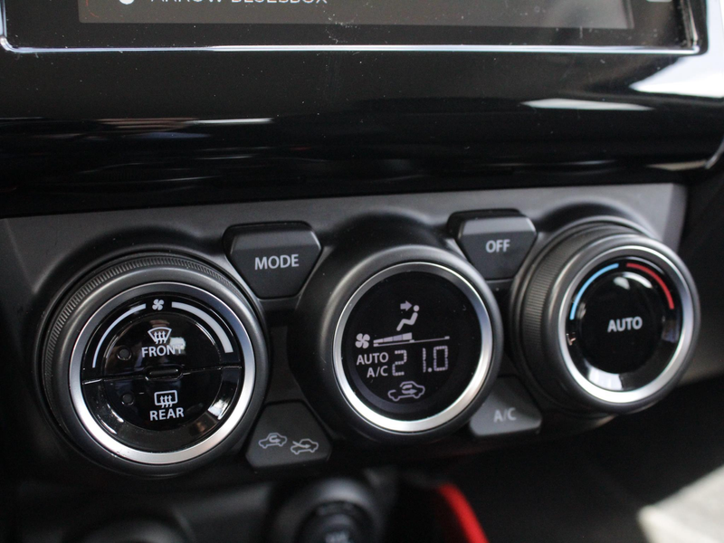 Suzuki Swift 1.4 Sport Smart Hybrid | Navi | Adap. Cruise | Cli — photo 13