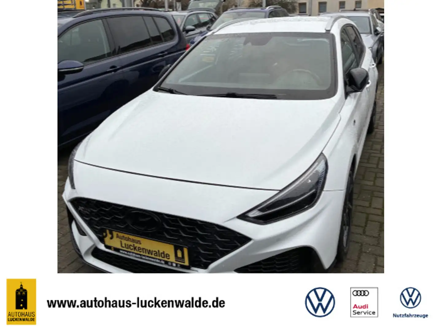 Hyundai i30 cw 1.6 CRDI N-Line Aut. *NAV*R-CAM*MEMORY* Weiß - 1