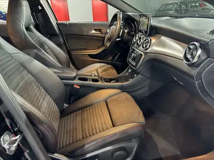 Annonce voiture d'occasion Mercedes-Benz GLA 180 - CARADIZE
