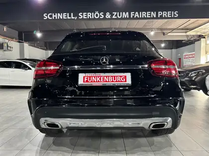 Annonce voiture d'occasion Mercedes-Benz GLA 180 - CARADIZE