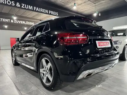 Annonce voiture d'occasion Mercedes-Benz GLA 180 - CARADIZE