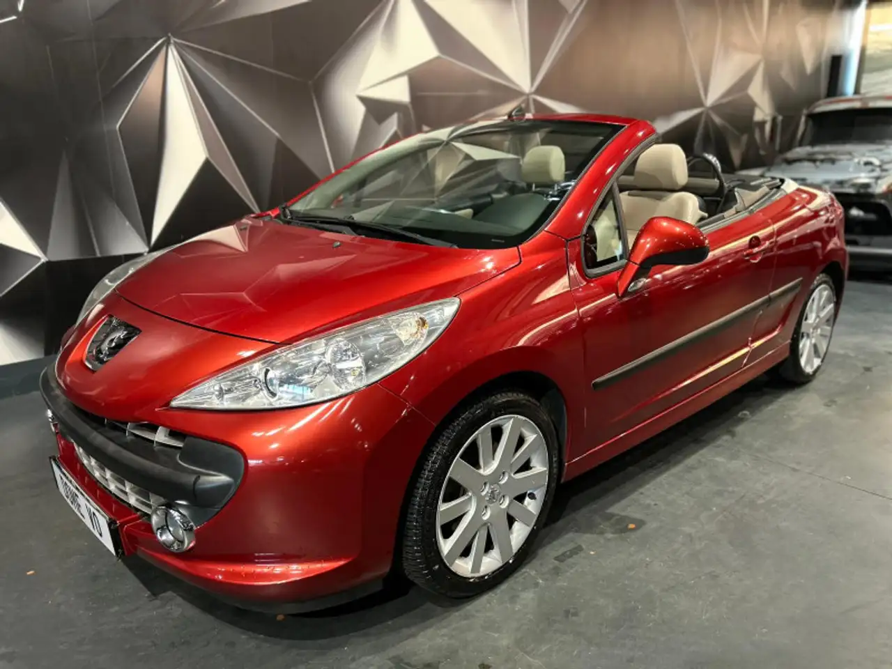 Peugeot 207 1.6 HDI110 FELINE FAP