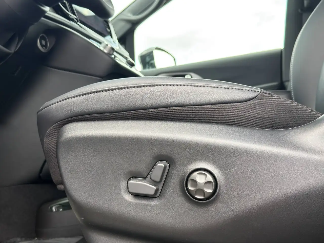 Chrysler Pacifica снимка Chrysler Pacifica