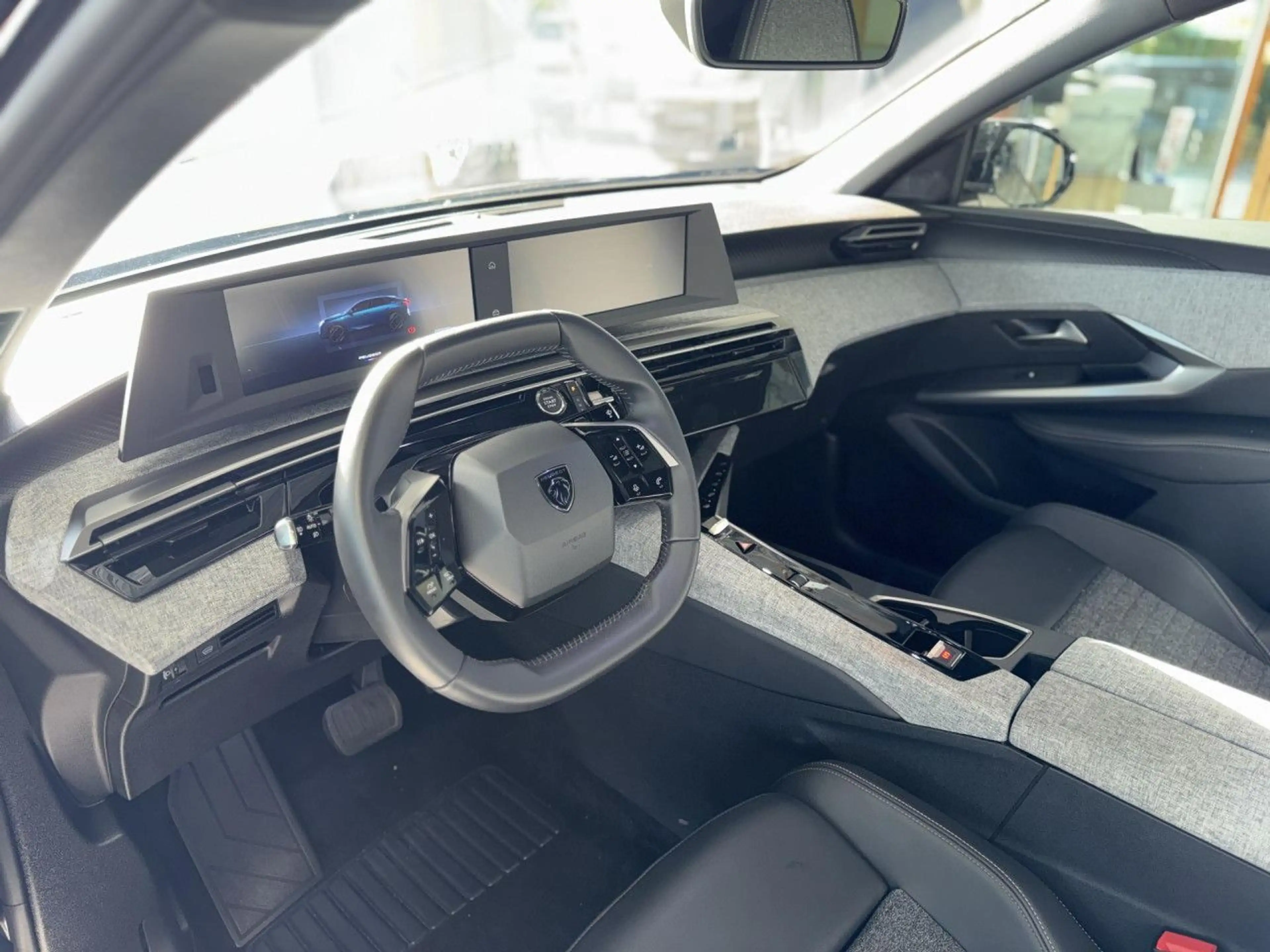 Peugeot 3008 Hybrid 145 Allure e-DSC6, Kamera, Sitzheizung — photo 11