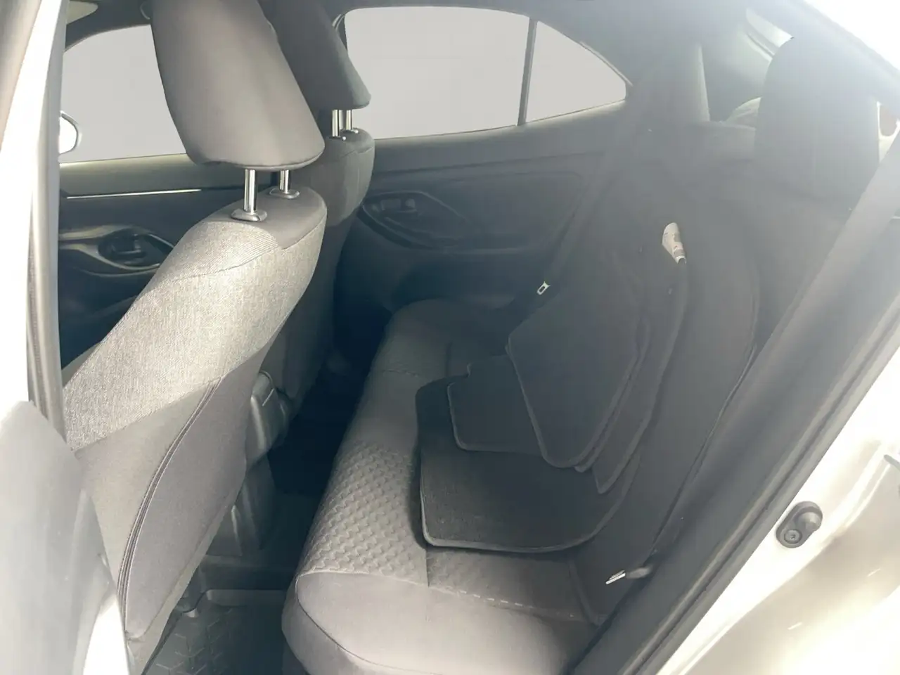 Toyota Yaris Cross Hybrid FWD Active Drive, миниатюра 11