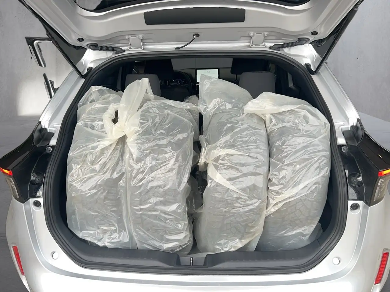 Toyota Yaris Cross Hybrid FWD Active Drive, миниатюра 12