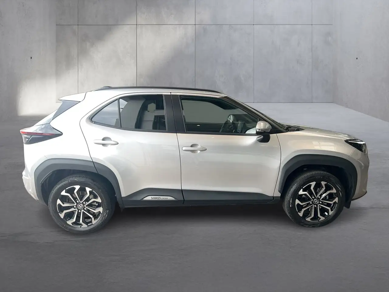 Toyota Yaris Cross Hybrid FWD Active Drive, миниатюра 6