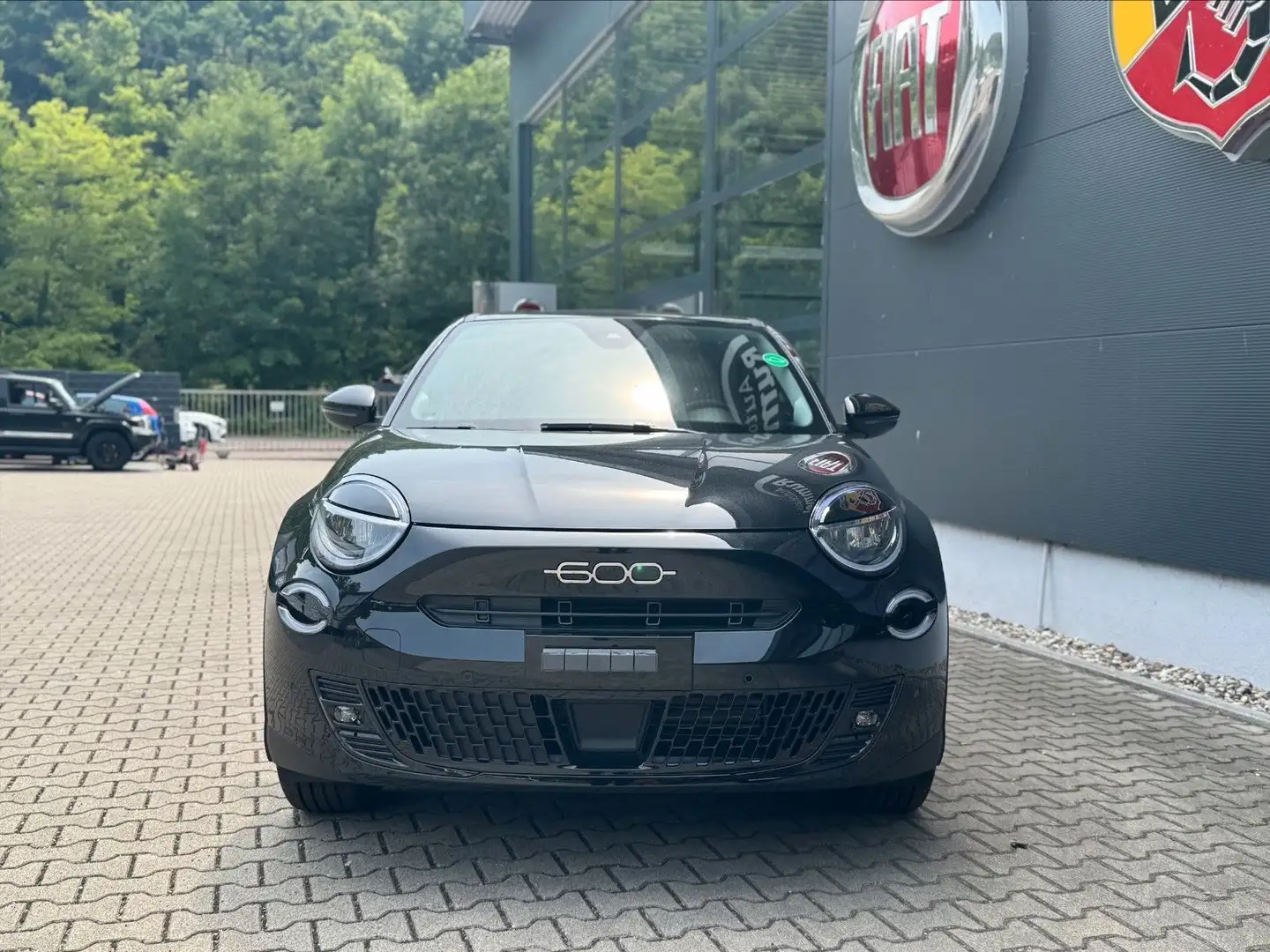 Fiat 600e La Prima 54 kWh Schwarz - 2