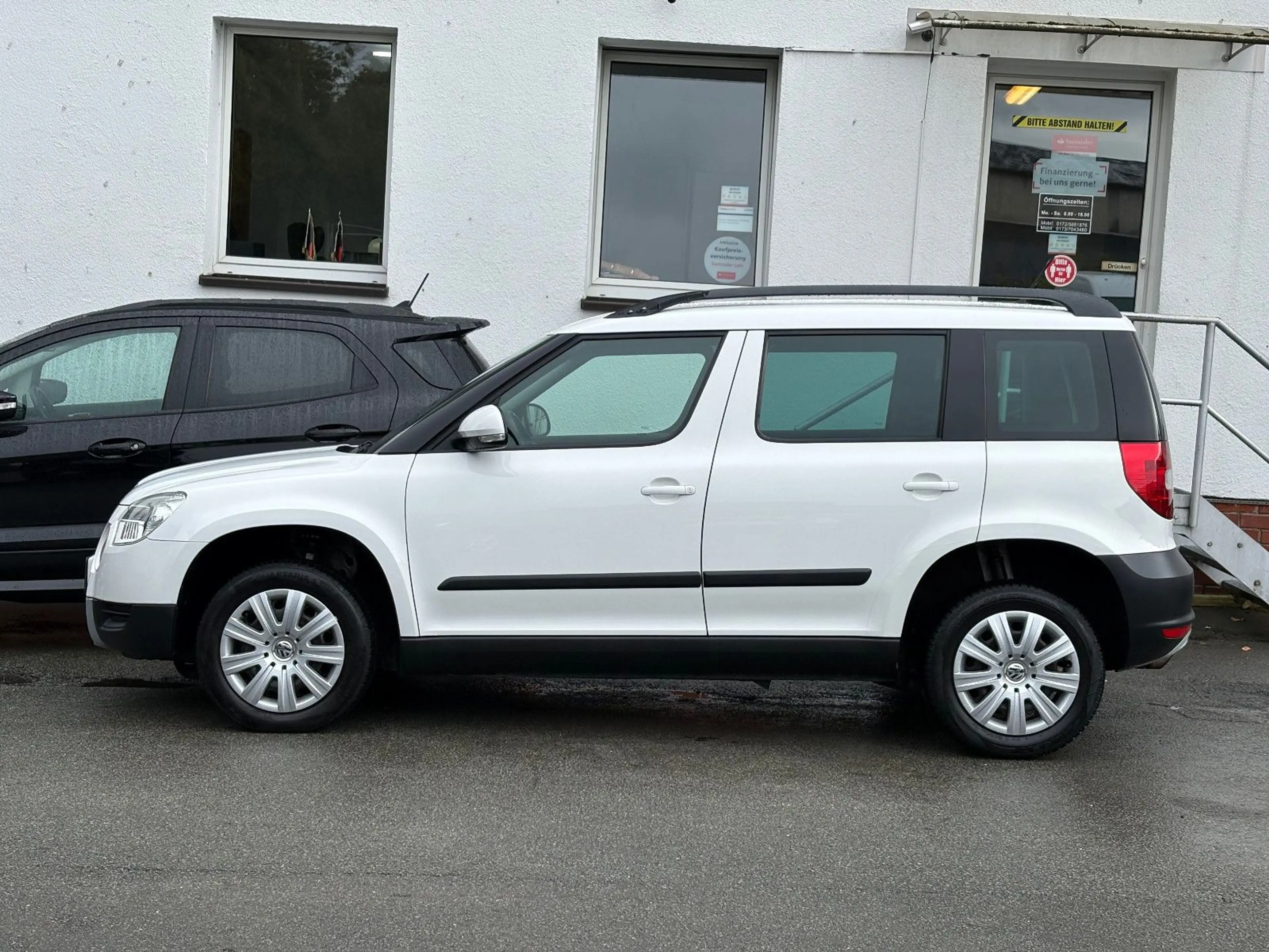 Skoda Yeti Active Plus Edition PDC SHZ KETTE&TÜV NEU! — photo 2