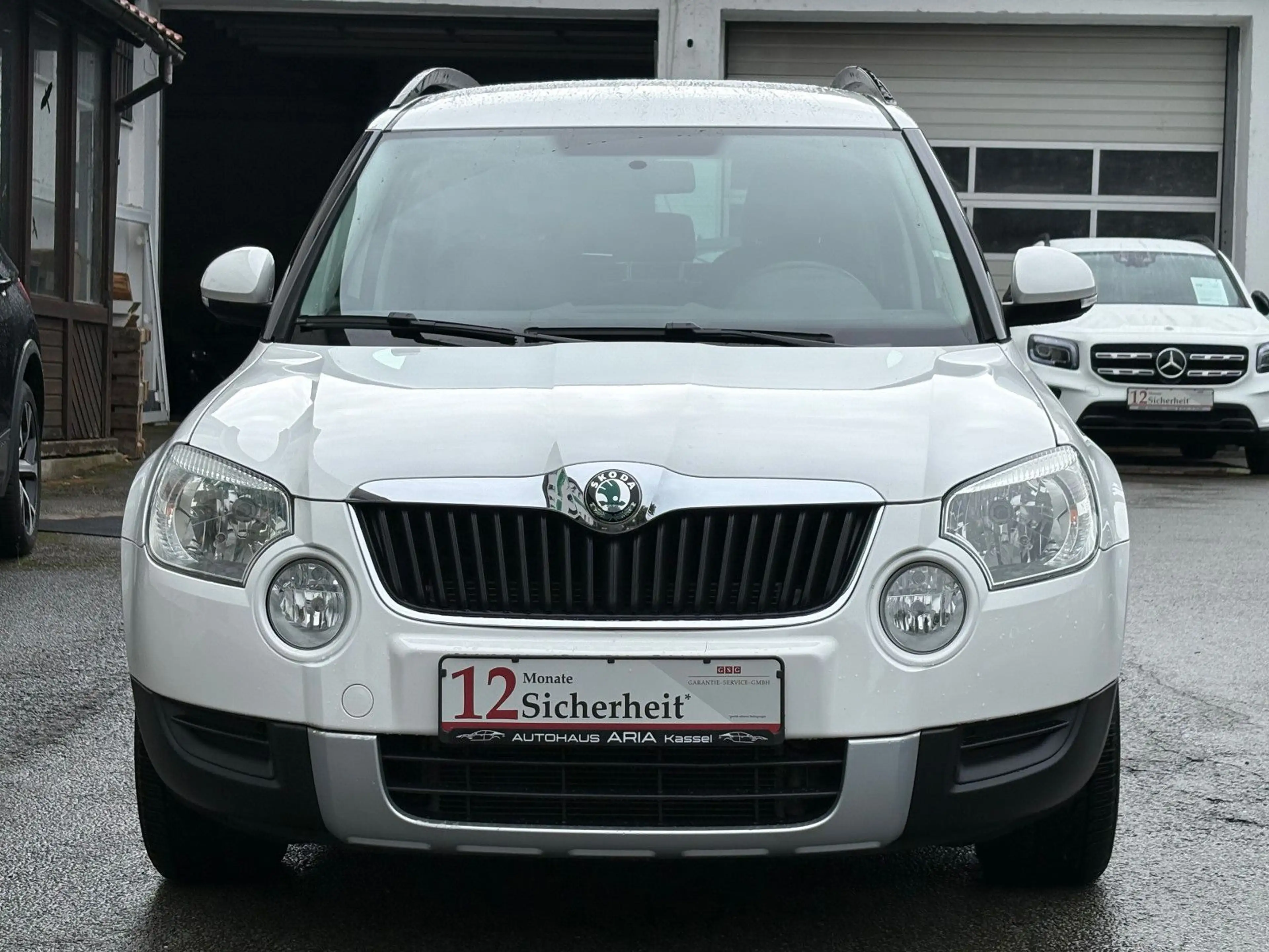 Skoda Yeti Active Plus Edition PDC SHZ KETTE&TÜV NEU! — photo 4